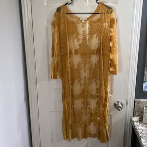 Lace cover up/kimono